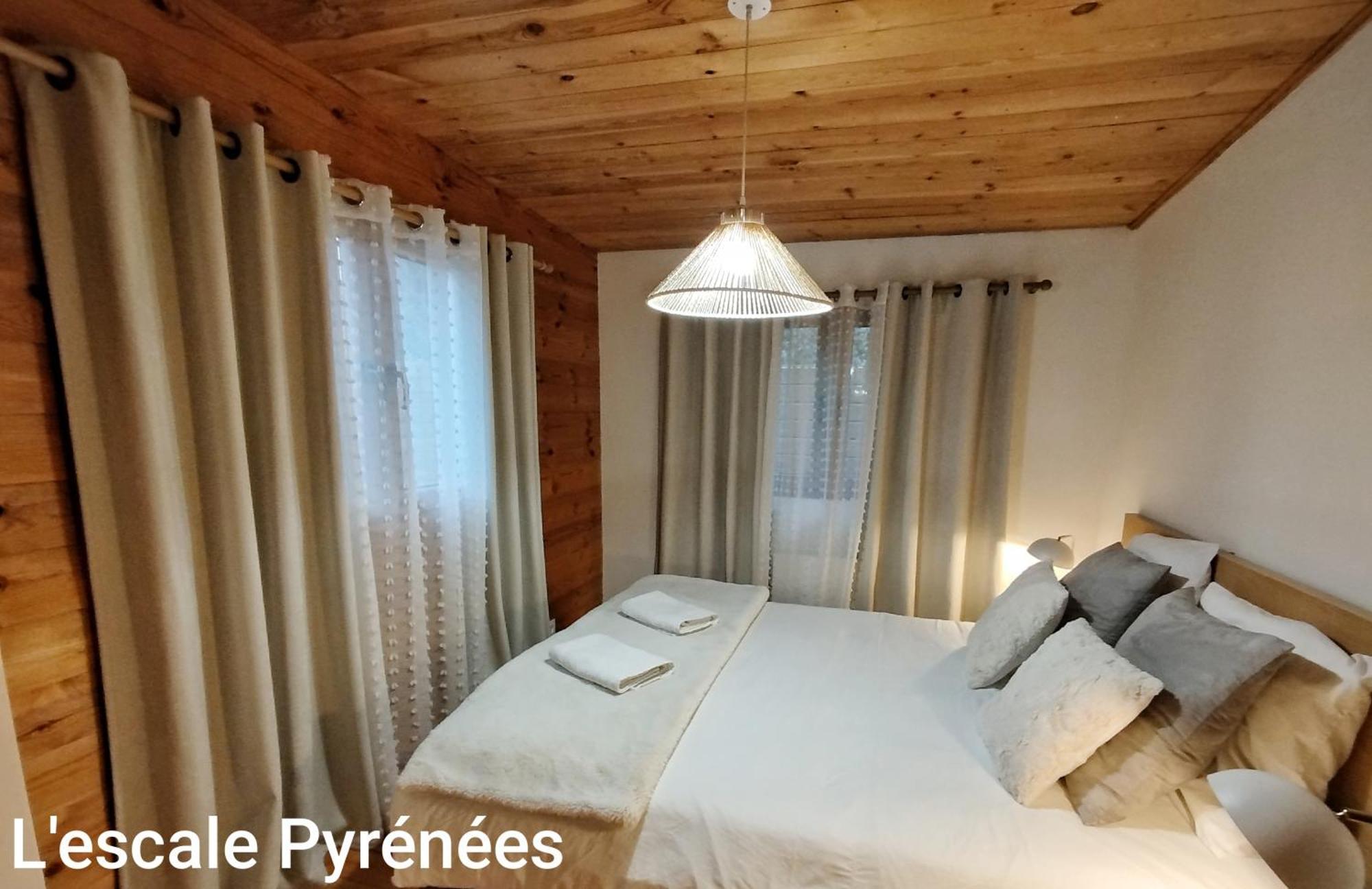 Le Chalet jacuzzi et Détente 4 Étoiles Bagnères-de-Bigorre Esterno foto