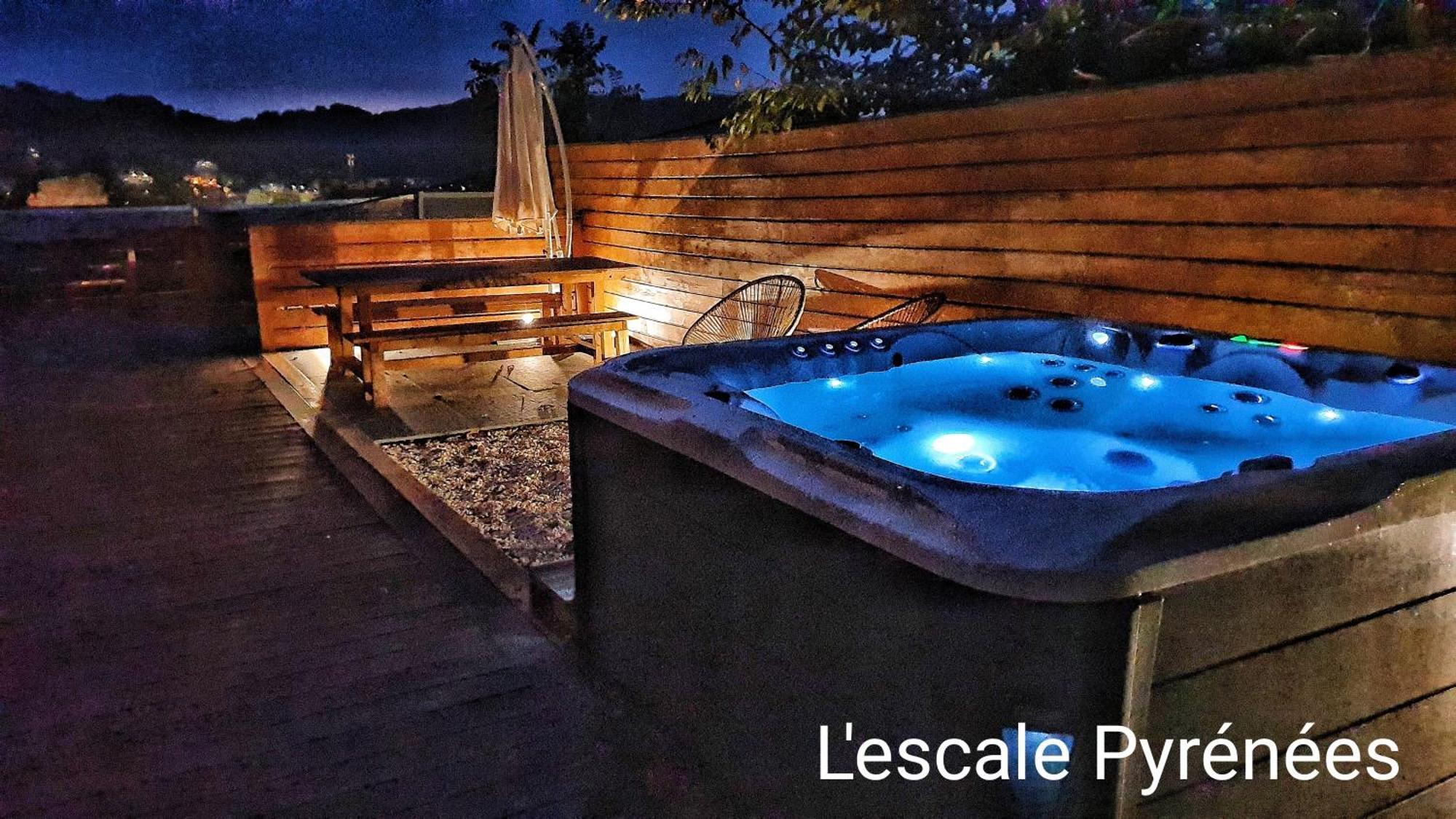 Le Chalet jacuzzi et Détente 4 Étoiles Bagnères-de-Bigorre Esterno foto